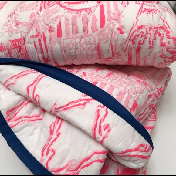 Lilly Pulitzer NWT King La Via Loco Reverse Quilt - Picture 5 of 5